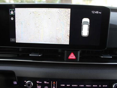 New 2026 Kia Carnival EX image 54