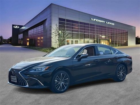 New 2025 Lexus ES 300h w/ Premium Package image 1