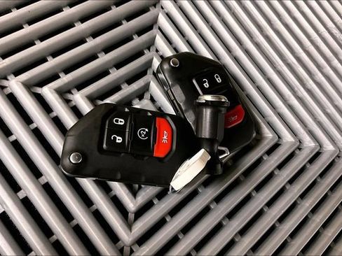 Used 2023 Jeep Wrangler Unlimited Sahara w/ Cold Weather Group image 11