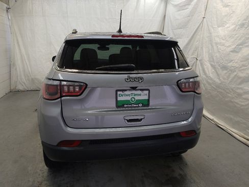 Used 2019 Jeep Compass Limited image 6