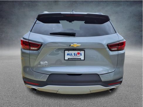 Used 2024 Chevrolet Blazer LT FWD image 12