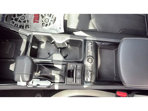 Used 2025 Kia K5 GT-Line AWD/4WD image 17