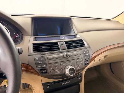 Used 2010 Honda Accord EX-L image 25
