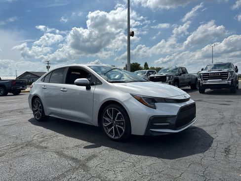 Used 2022 Toyota Corolla SE FWD image 7