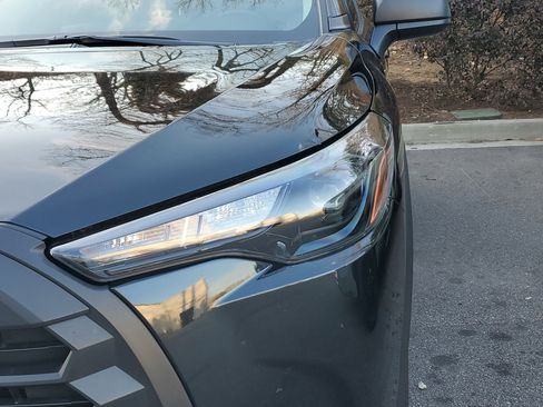 Used 2026 Toyota Corolla Cross L image 4