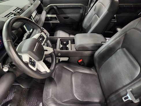 Used 2023 Land Rover Defender 110 S AWD/4WD image 29