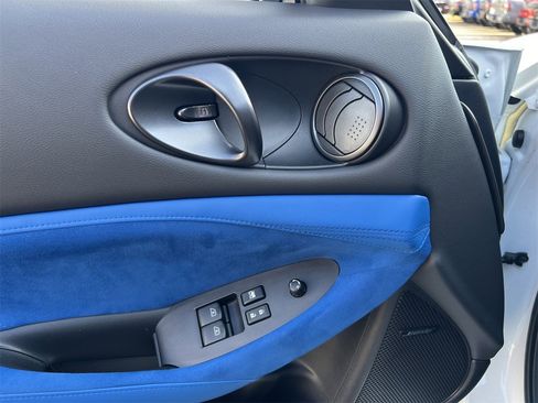Certified 2024 Nissan Z Performance w/ Floor Mat Package image 26