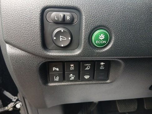 Used 2023 Honda Ridgeline RTL-E image 16