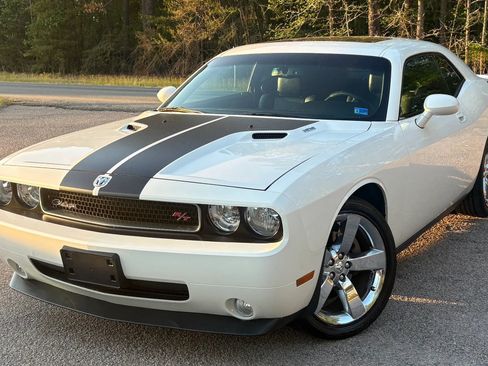 Used 2010 Dodge Challenger R/T image 45
