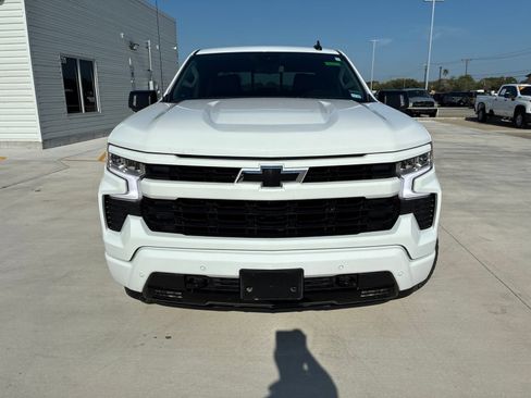 Used 2024 Chevrolet Silverado 1500 RST AWD/4WD image 8