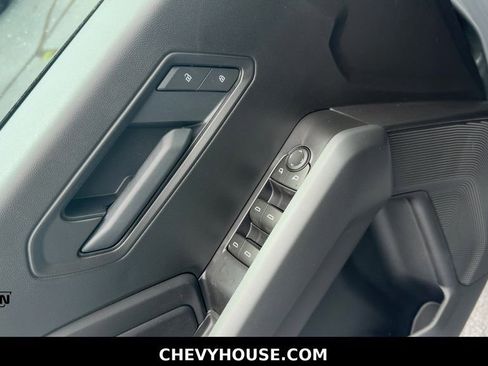 New 2026 Chevrolet Colorado W/T w/ WT Custom Package AWD/4WD image 13
