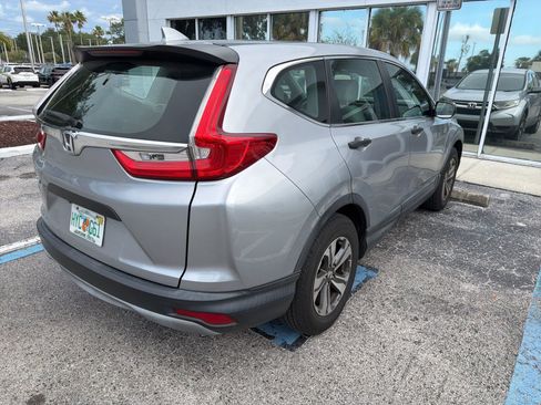 Used 2019 Honda CR-V LX image 5