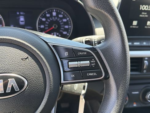 Used 2021 Kia Forte LXS FWD image 14