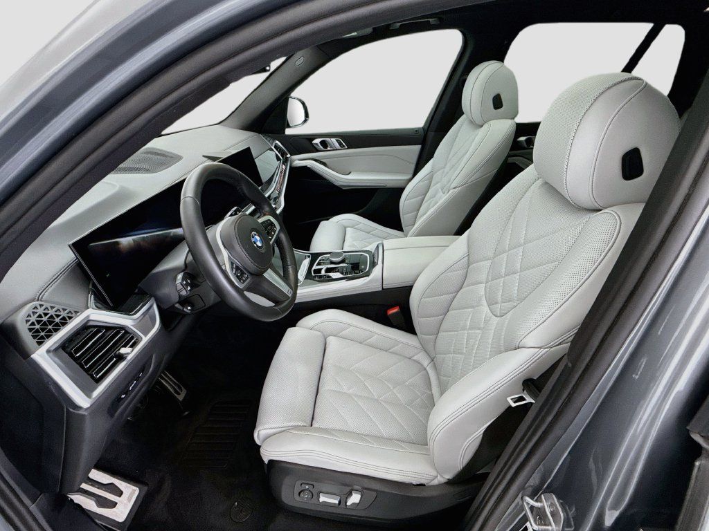 Certified 2024 BMW X5 sDrive40i w/ M Sport Package RWD image 18
