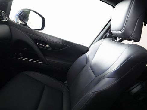 Used 2023 Lexus LX 600 4WD w/ Appearance Package image 40