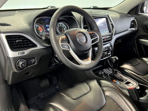 Used 2022 Jeep Cherokee Latitude w/ Sun & Sound Group image 25