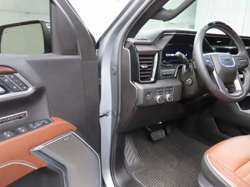 Used 2025 GMC Sierra 1500 Denali Ultimate image 61