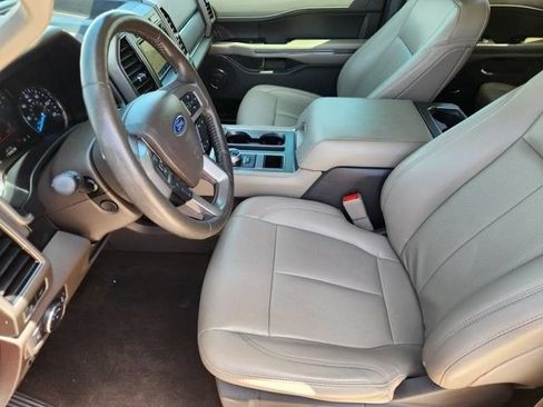 Used 2021 Ford Expedition XLT RWD image 12