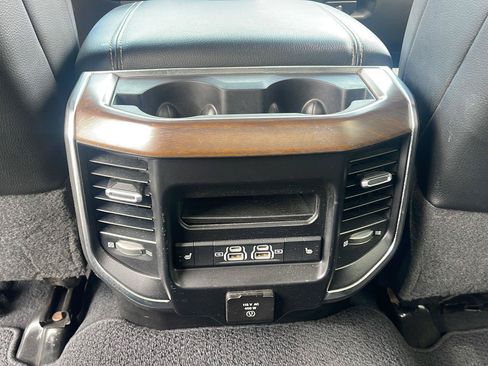 Used 2022 RAM 3500 Laramie AWD/4WD image 38