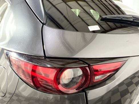 Used 2021 MAZDA CX-5 Grand Touring w/ GT Premium Package image 11