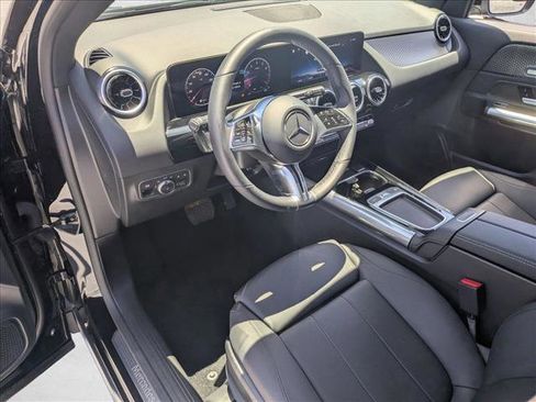 Used 2026 Mercedes-Benz GLA 250 image 8