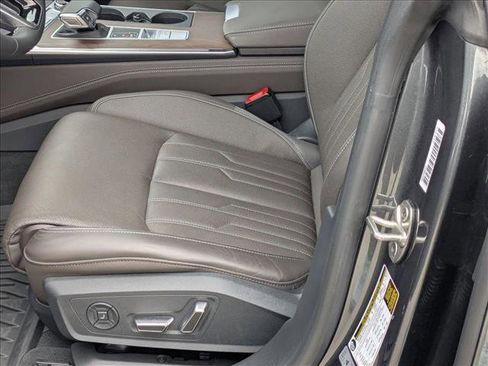 Used 2025 Audi A7 3.0T Prestige image 15