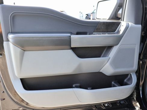 Used 2022 Ford F150 XLT w/ Equipment Group 302A High image 20