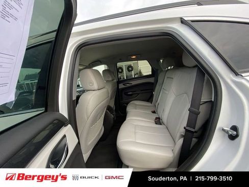 Used 2016 Cadillac SRX FWD image 27