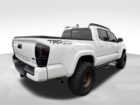 Used 2023 Toyota Tacoma TRD Sport AWD/4WD image 7