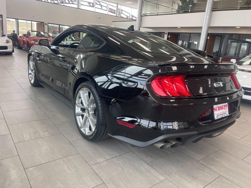 Used 2022 Ford Mustang GT Premium RWD image 5