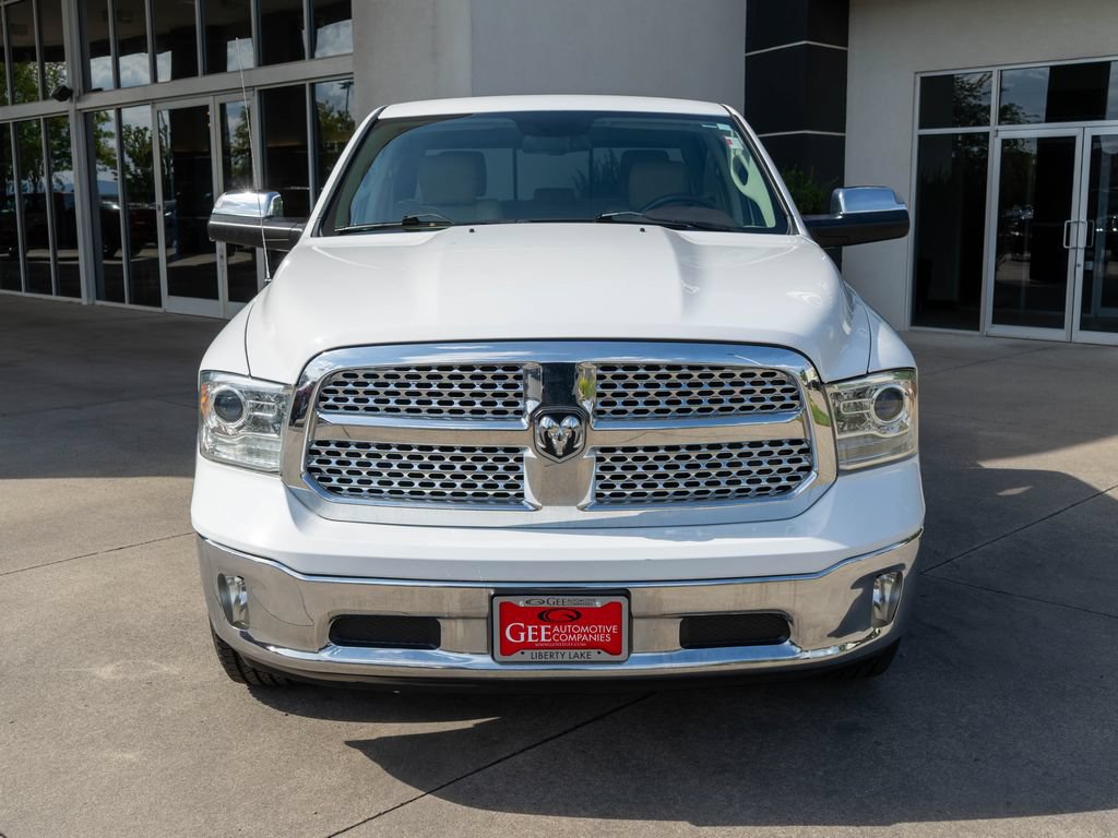 Used 2015 RAM 1500 Laramie w/ Convenience Group AWD/4WD image 2