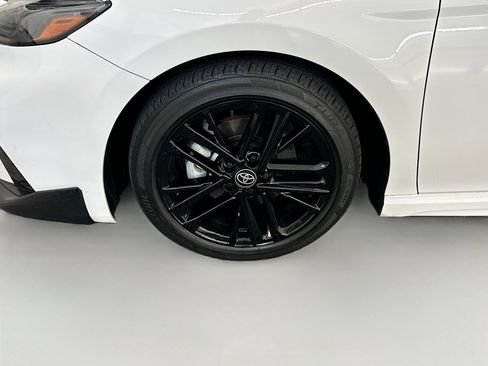 Used 2025 Toyota Camry SE w/ Multimedia Upgrade Package image 11