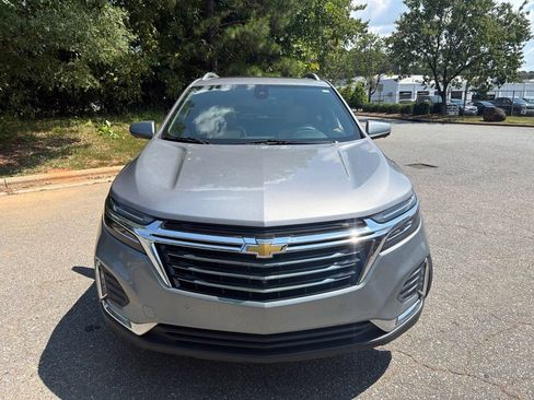 Used 2023 Chevrolet Equinox Premier AWD/4WD image 14