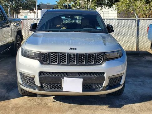 Used 2024 Jeep Grand Cherokee L Summit image 2