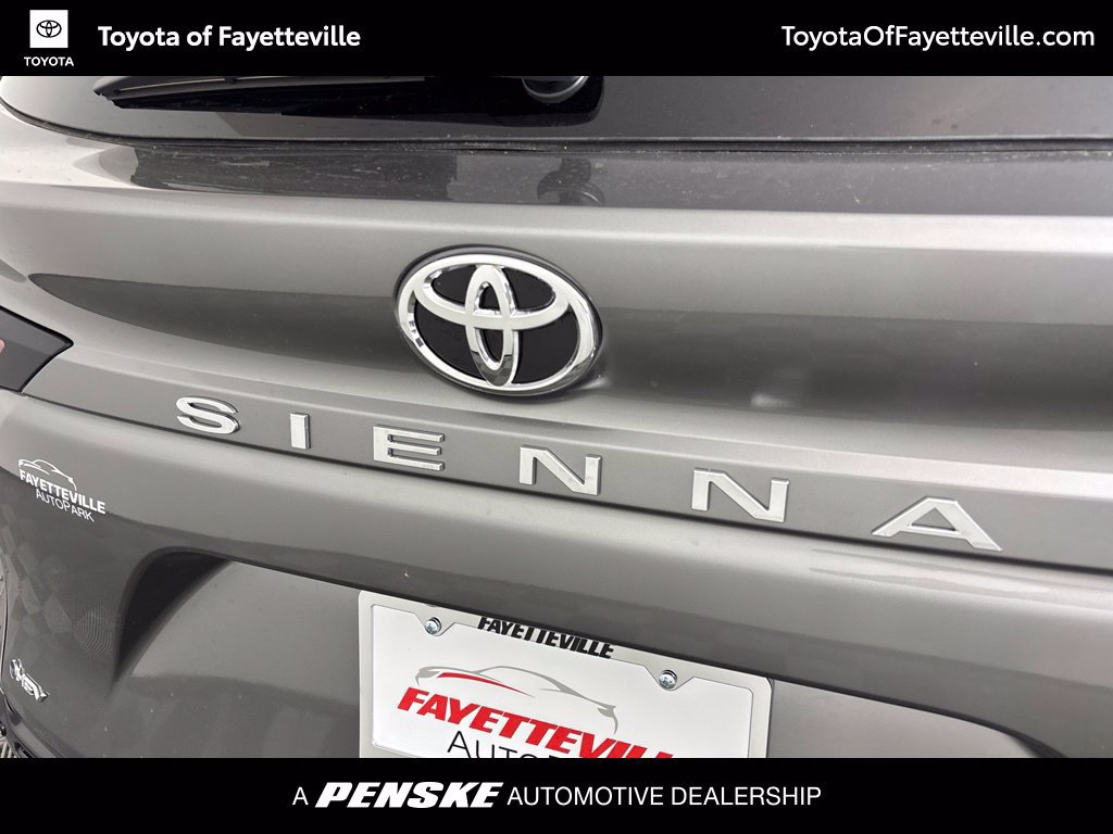 New 2026 Toyota Sienna Limited FWD image 5