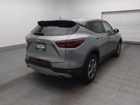 Used 2025 Chevrolet Blazer LT FWD image 9