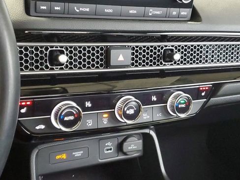 Used 2023 Honda Civic EX image 27