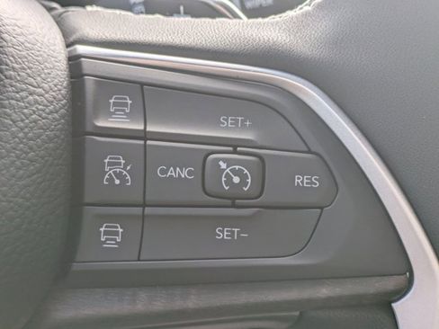 New 2025 Jeep Grand Cherokee Limited w/ Black Appearance Package image 23