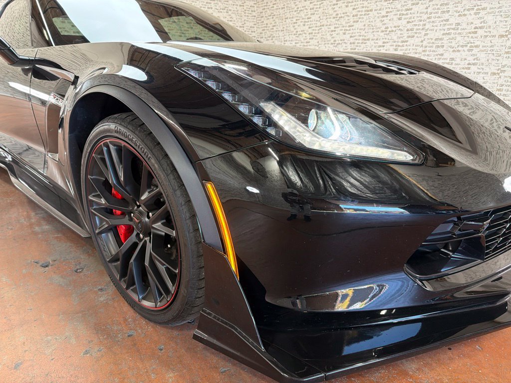 Used 2017 Chevrolet Corvette Z06 RWD image 11