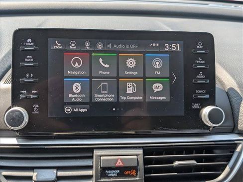 Used 2018 Honda Accord Touring image 13