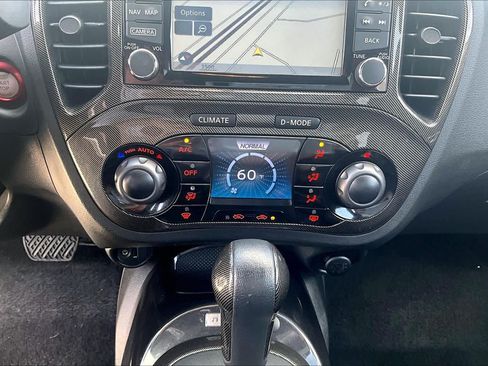 Used 2015 Nissan Juke NISMO RS w/ Interior Illumination Package AWD/4WD image 32