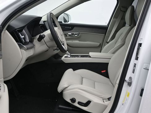 New 2026 Volvo XC90 T8 Ultra AWD/4WD image 11