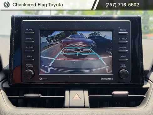 Used 2022 Toyota RAV4 XLE w/ Convenience Package FWD image 18