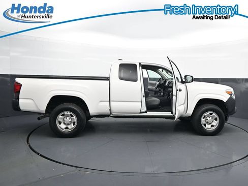 Used 2023 Toyota Tacoma SR RWD image 40