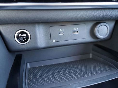 Used 2022 Nissan Rogue SL FWD image 13