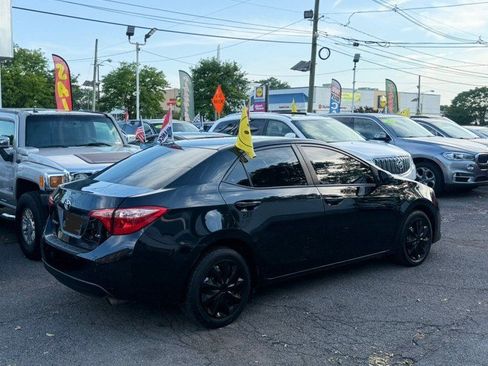 Used 2018 Toyota Corolla LE FWD image 7