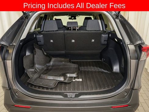 Used 2024 Toyota RAV4 LE AWD/4WD image 5