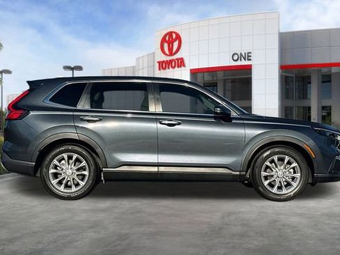 Used 2023 Honda CR-V EX-L image 3