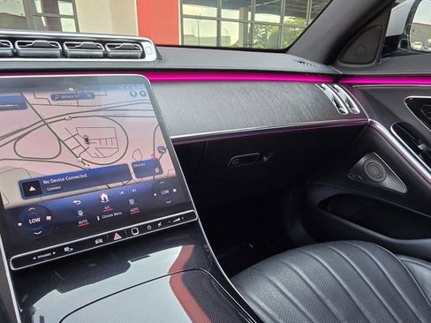 Used 2022 Mercedes-Benz S 500 S 500 w/ AMG Line Package image 41