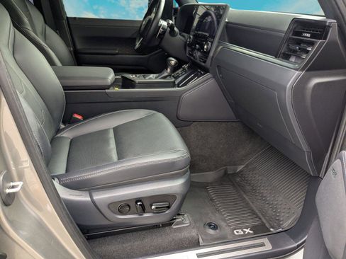 Certified 2024 Lexus GX 550 w/ Accessory Package (Z1) AWD/4WD image 22